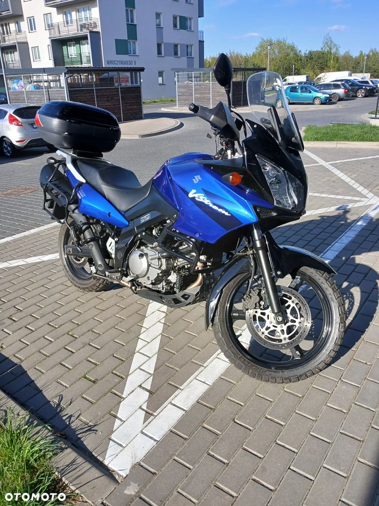 Suzuki V-STROM - 1