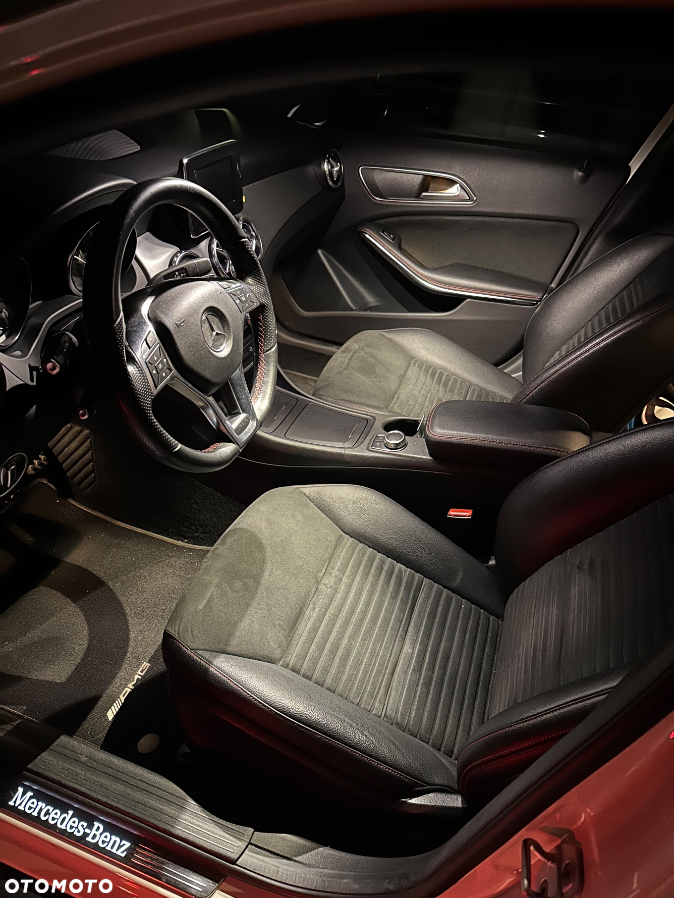 Mercedes-Benz GLA 250 4-Matic - 11