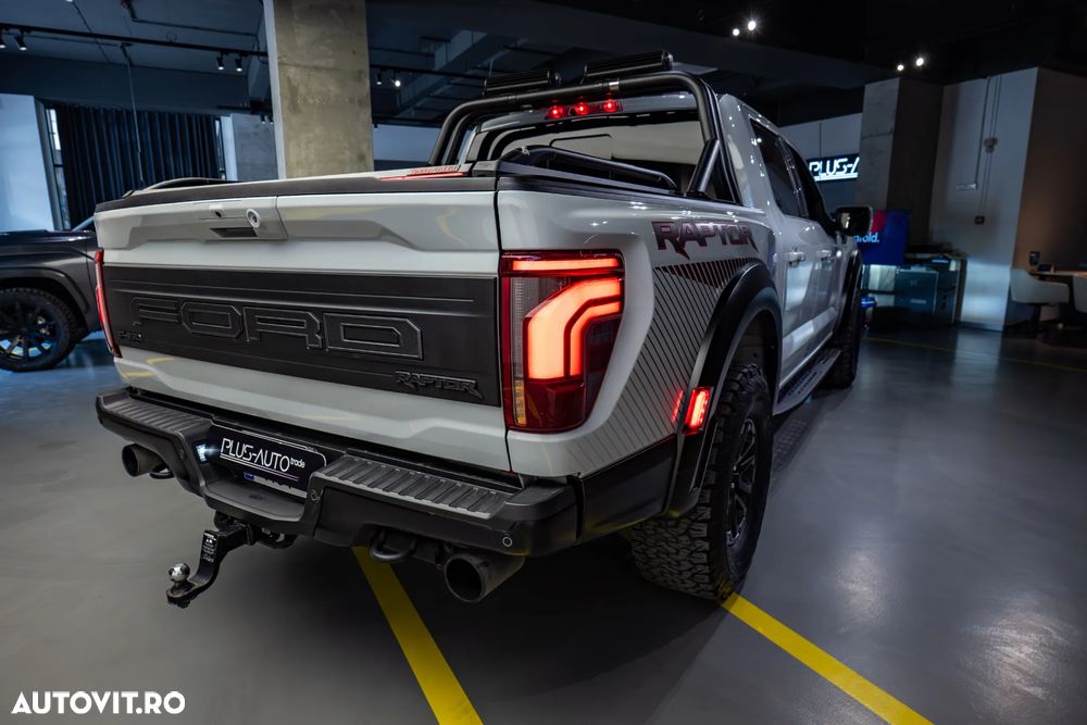 Ford Raptor - 11