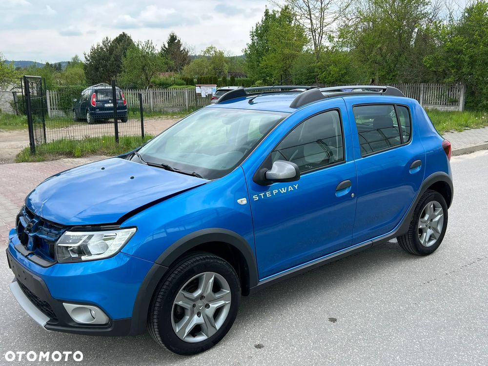 Dacia Sandero TCe 100 Essential - 9
