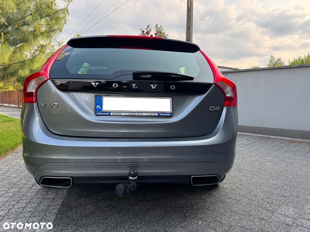 Volvo V60 D4 Drive-E Momentum - 6