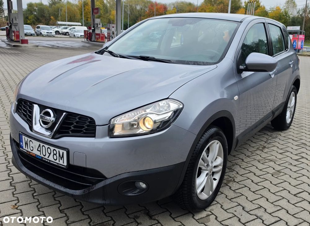 Nissan Qashqai - 1