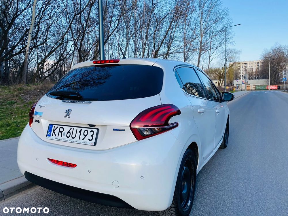 Peugeot 208 1.2 PureTech GPF Allure S&S EAT6 - 9