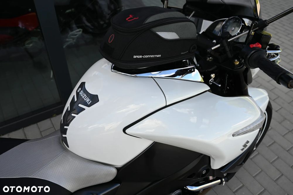 Suzuki GSX-R - 20