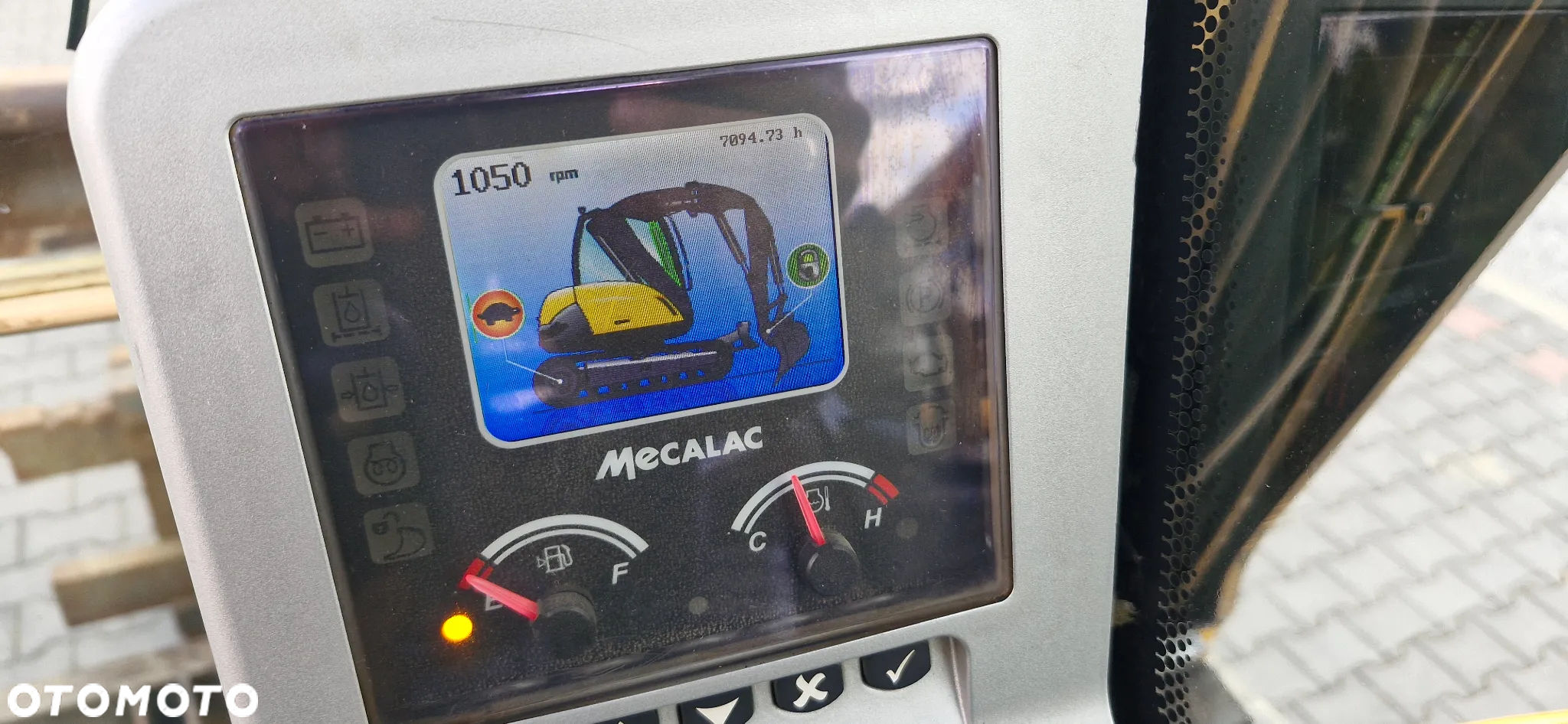 Mecalac 8MCR/ 2015r/ Maszyna sprowadzona/ - 5