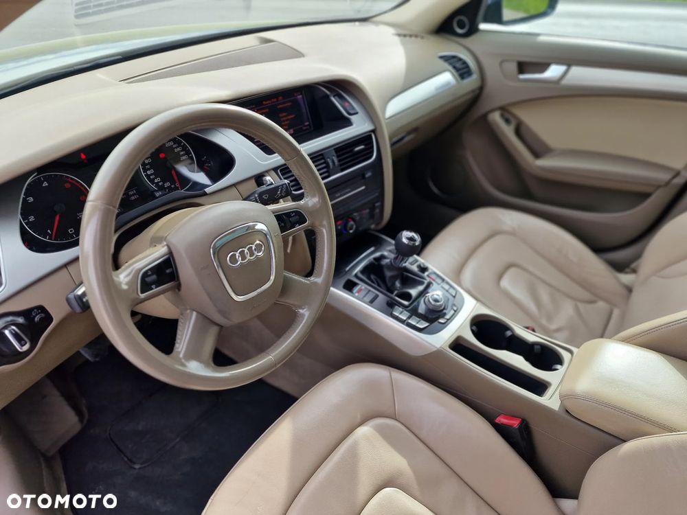 Audi A4 Allroad 2.0 TDI Quattro - 17