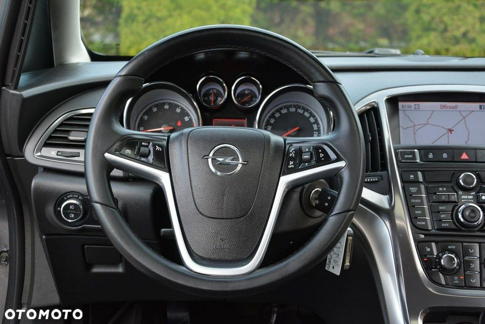 Opel Astra 1.4 Turbo Cosmo - 24