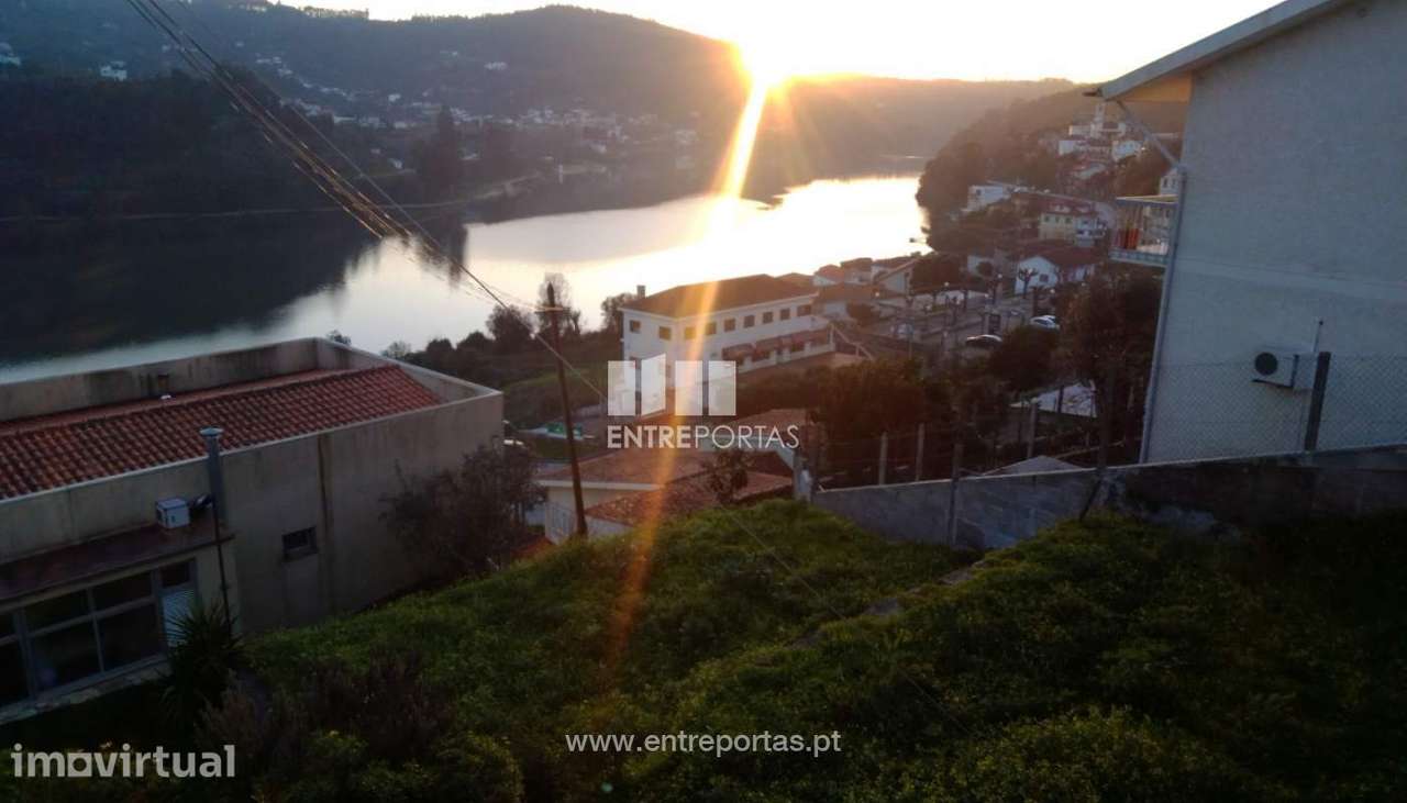 Venda Terreno c/ vistas sobre o Rio Douro, Rio Mau, Penafiel - Grande imagem: 3/22