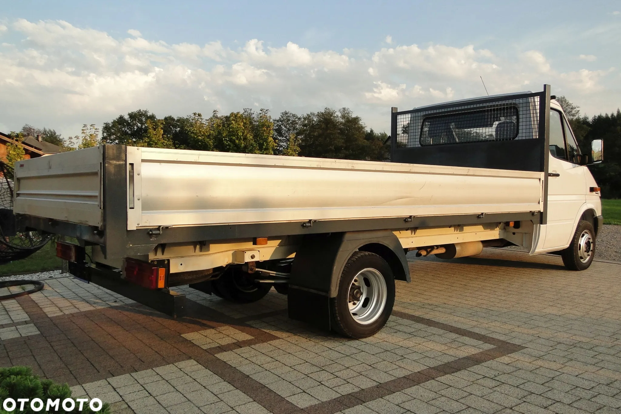 Mercedes-Benz Sprinter - 4