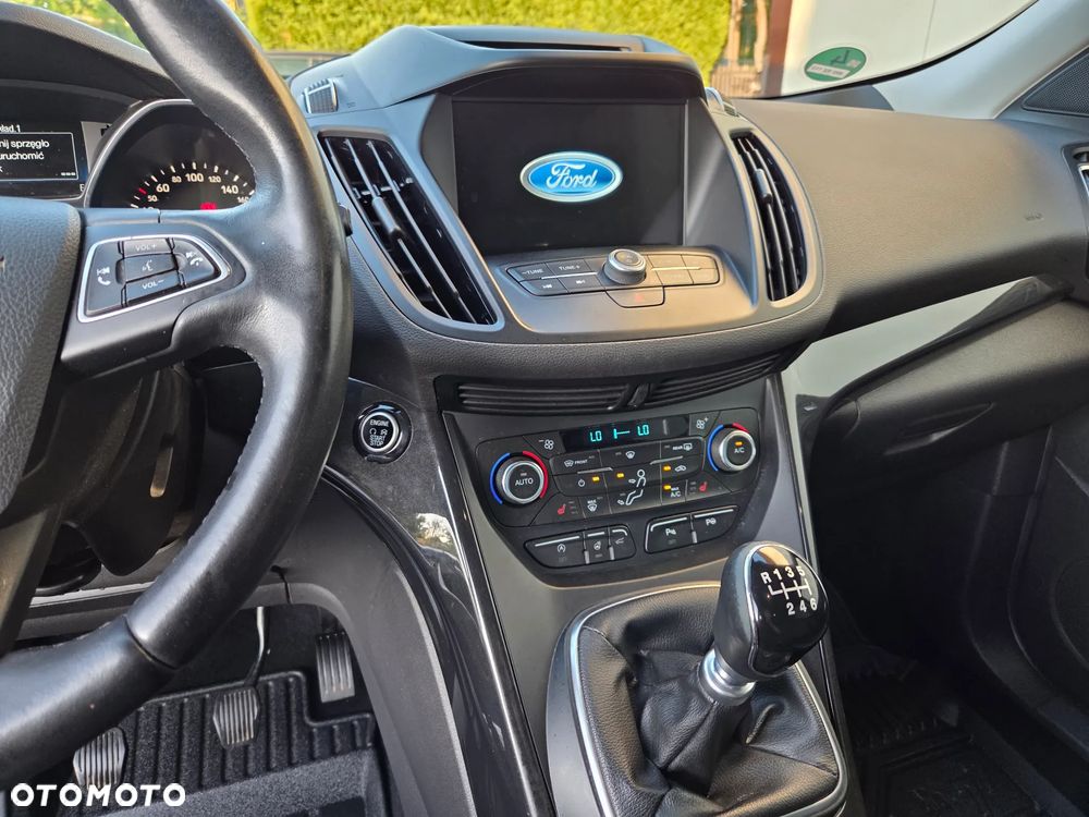 Ford Kuga 2.0 TDCi 4x4 Titanium - 22