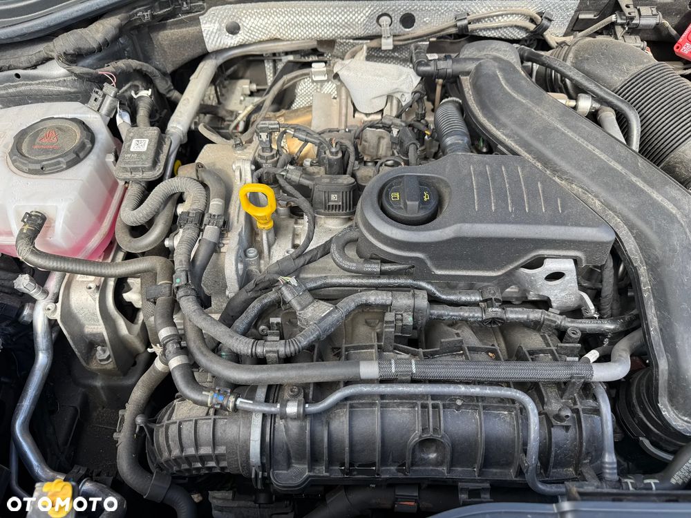 Volkswagen T-Roc 1.5 TSI R-Line DSG - 23