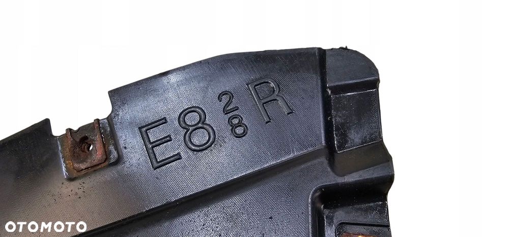 Bmw E82 E88 Nadkole Osłona Wnęki Koła Prawy Przód Przednie 7180150 - 11