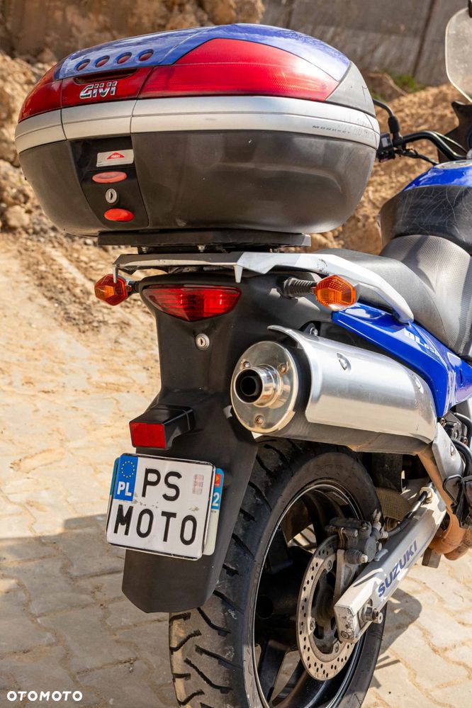 Suzuki V-STROM - 18