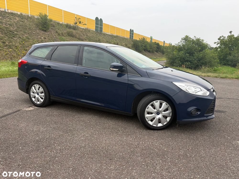 Ford Focus 1.6 TDCi Ambiente Start - 4