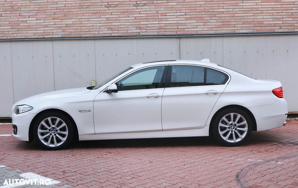 BMW Seria 5 525d Aut. - 22