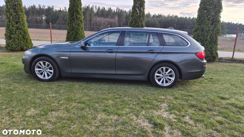 BMW Seria 5 520d - 5