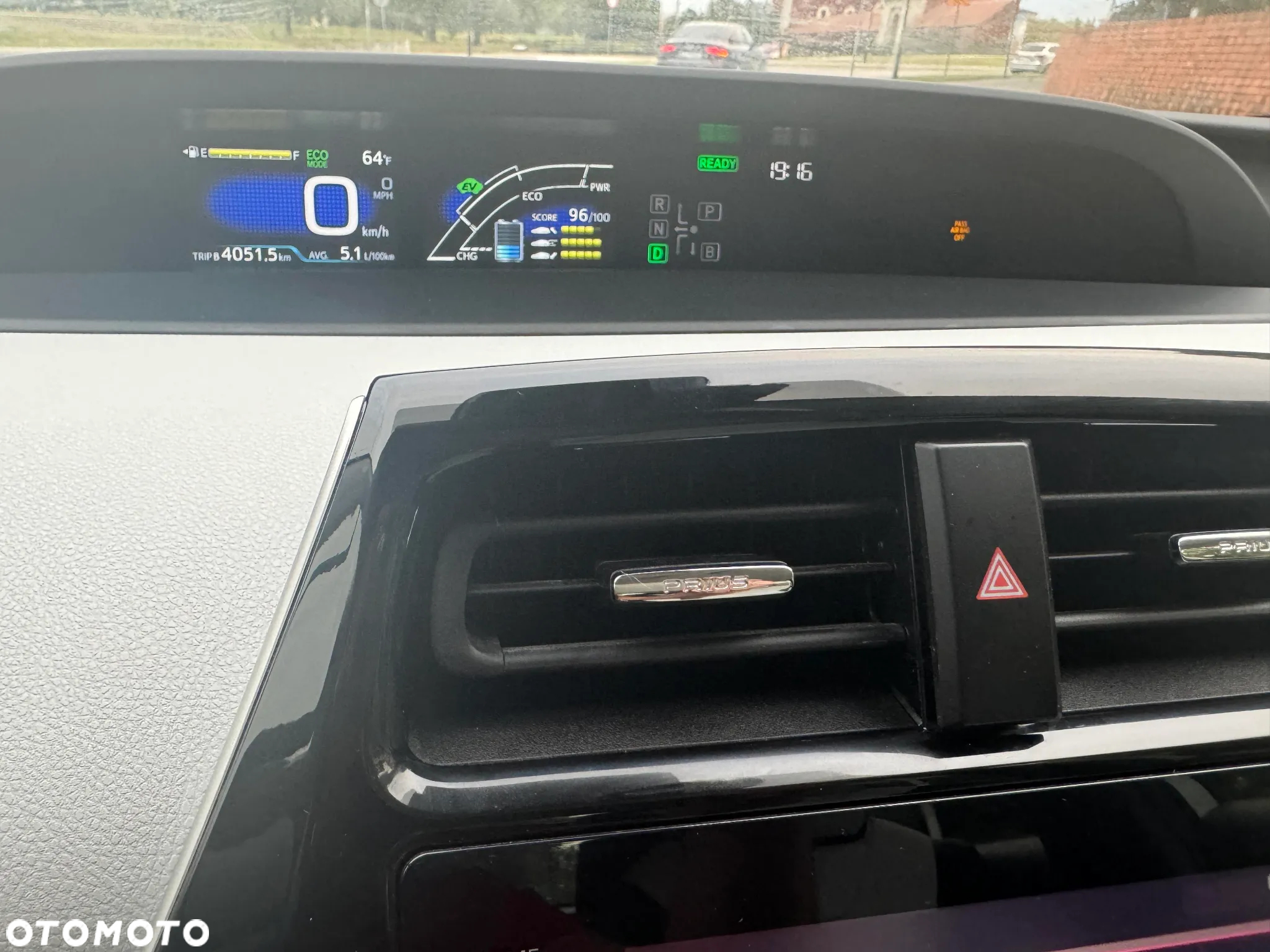Toyota Prius 1.8 Hybrid Prestige - 18