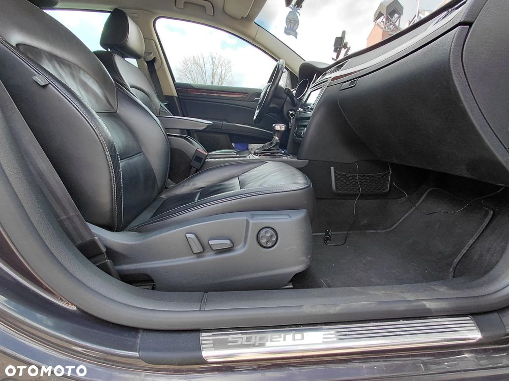 Skoda Superb 2.0 TDI DSG Elegance - 14