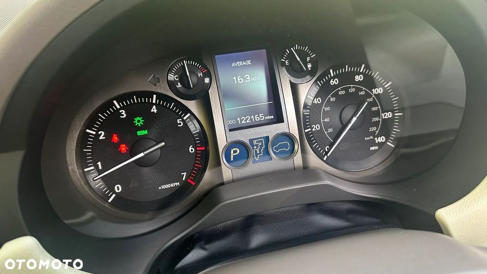 Lexus GX - 25