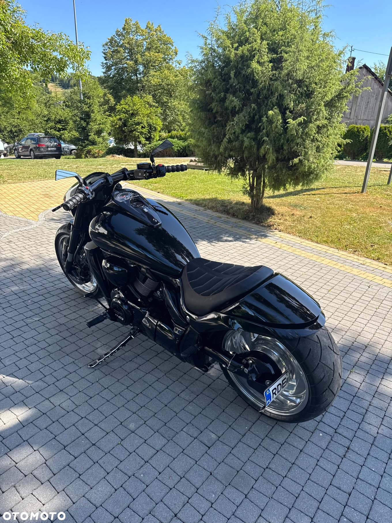 Suzuki Boulevard - 3