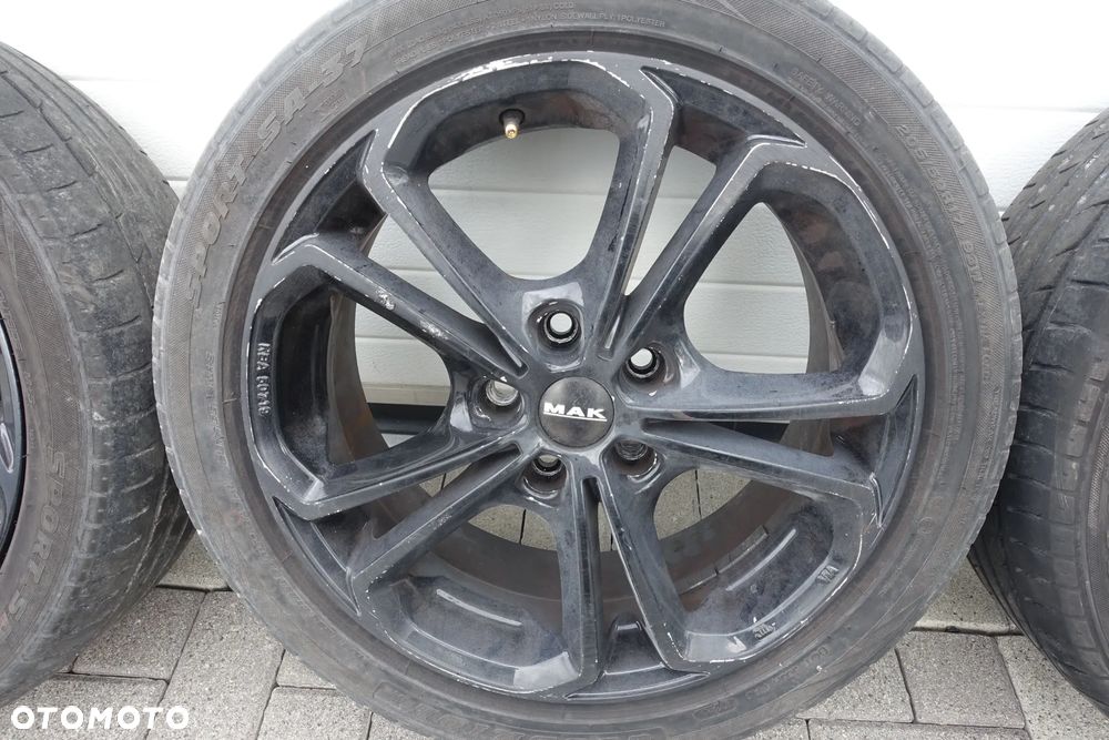FELGI ALUMINIOWE BLACK MAK 17" 7J ET 42 5X112 - 4