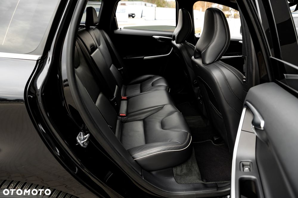 Volvo XC 60 D4 AWD Geartronic Summum - 23