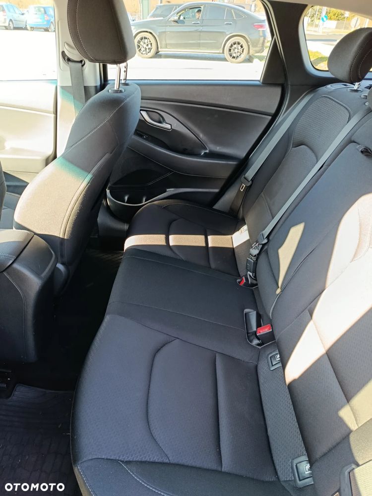 Hyundai i30 1.4 T-GDI Comfort DCT - 11