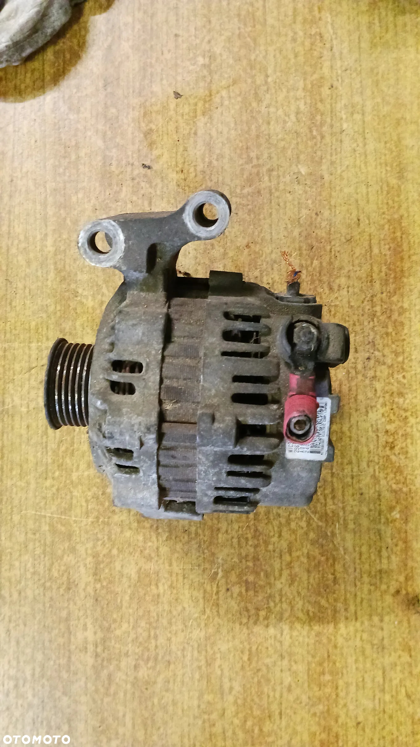 Alternator FORD C-Max Fiesta Focus Fusion Puma 1.4/ 1.6 benzyna Q80RA  2S6T-10300-CB / DB - 8