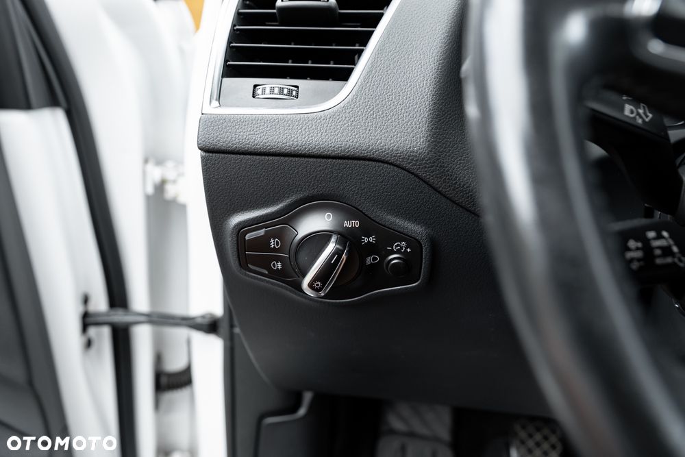 Audi Q5 2.0 TDI quattro S tronic - 28