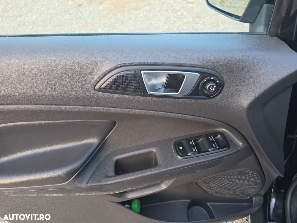 Ford EcoSport 1.0 EcoBoost Titanium - 16