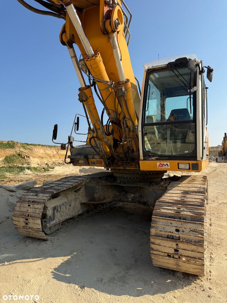Liebherr R934 - 5