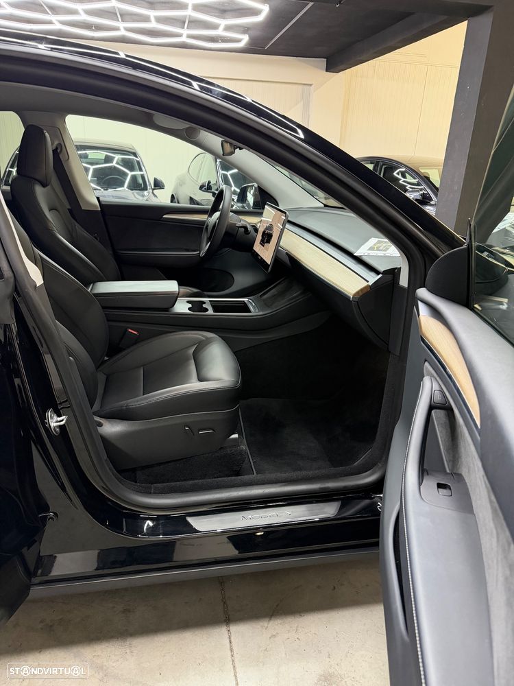 Tesla Model Y Standard - 6
