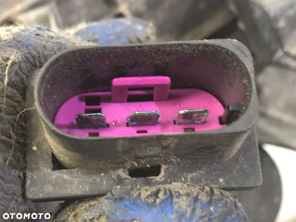 WENTYLATOR CHŁODNICY  AUDI A3 (8L1) 1996 - 2006 1.9 TDI 96 kW [130 KM] olej napędowy 2000 - 2003 - 3