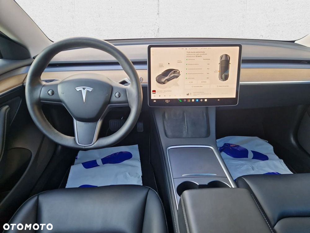Tesla Model 3 - 17