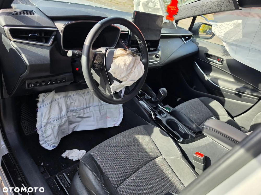 Toyota Corolla - 16
