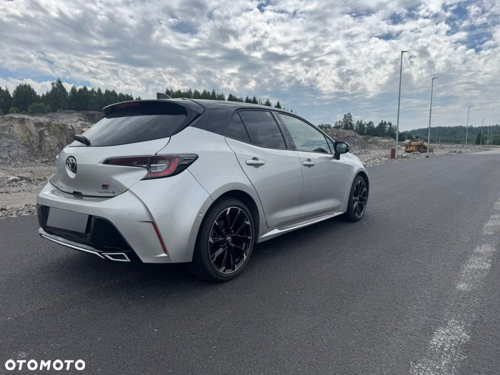 Toyota Corolla 2.0 Hybrid GR Sport - 8
