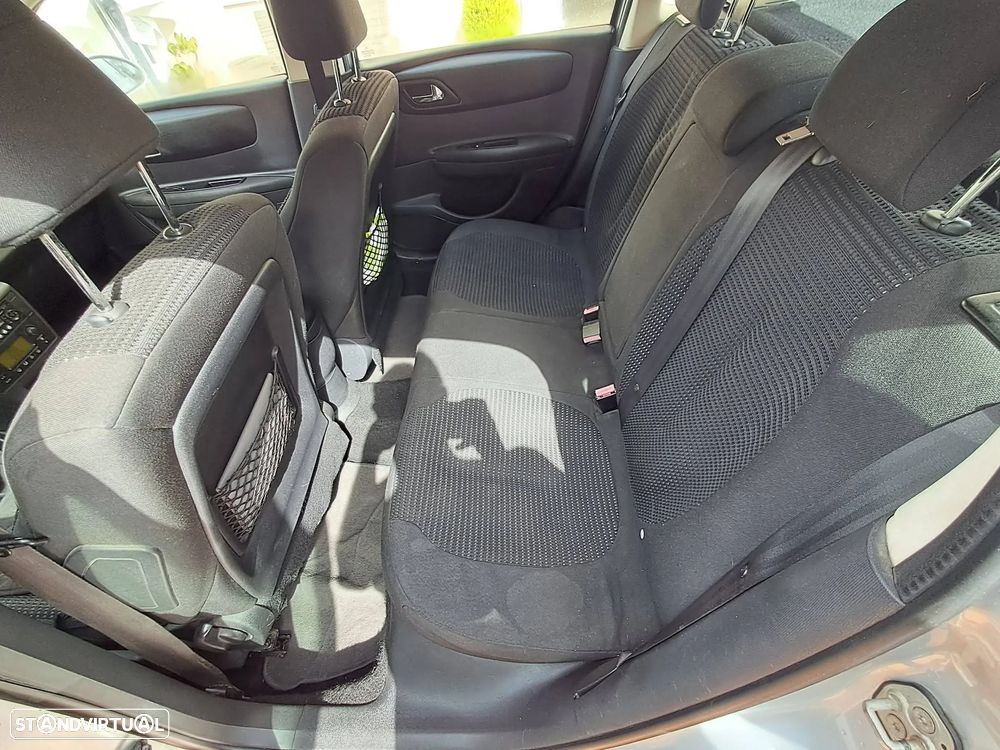 Citroën C4 - 8