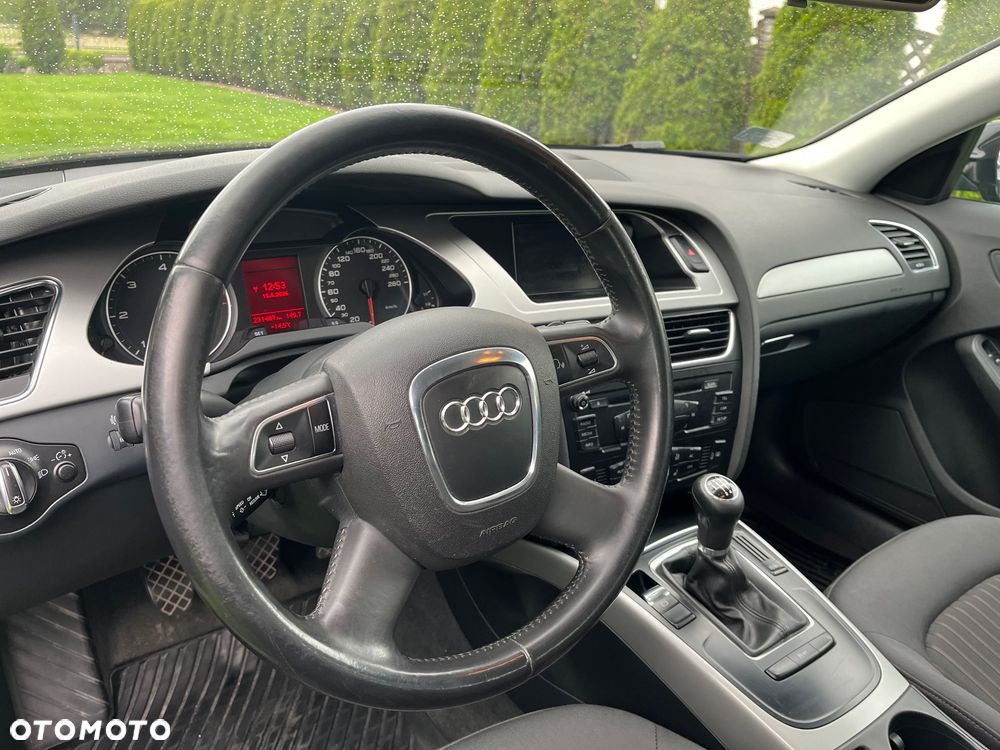 Audi A4 Avant 2.0 TDI DPF Ambition - 7