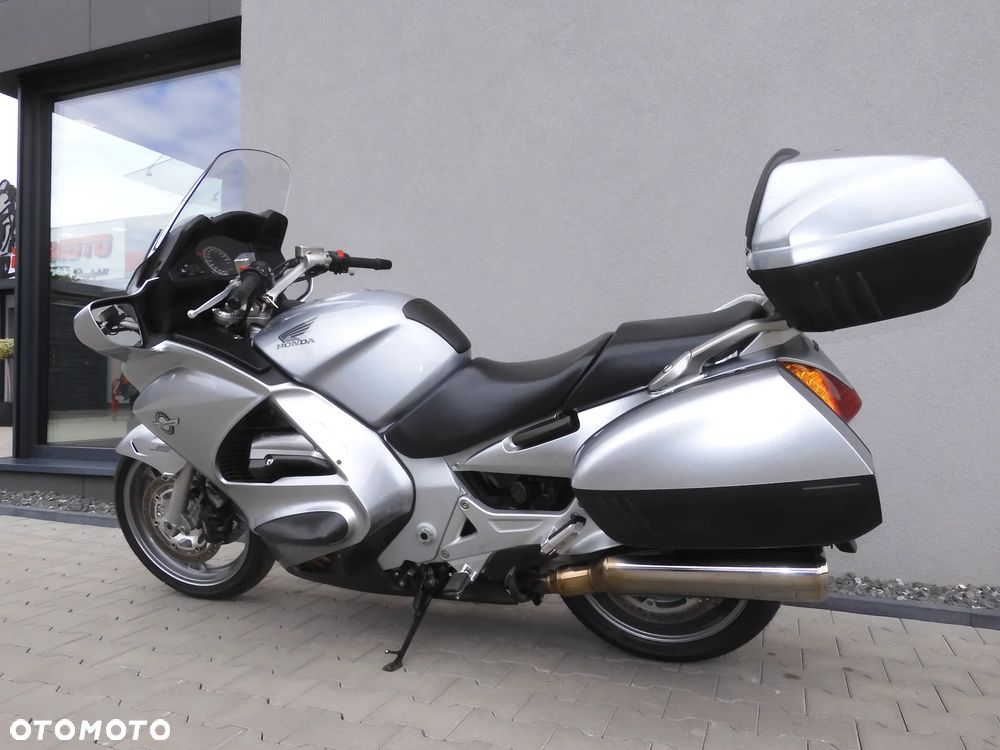 Honda ST - 32