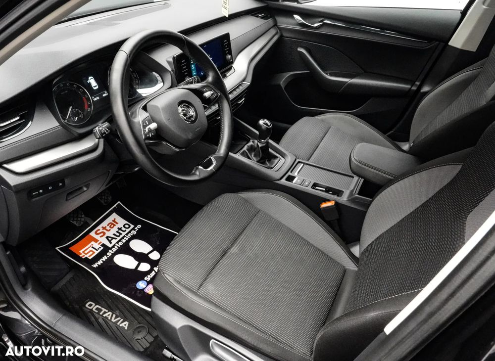 Skoda Octavia 2.0 TDI Style - 12