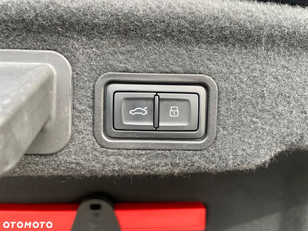 Audi A8 3.0 TFSI L Quattro - 19