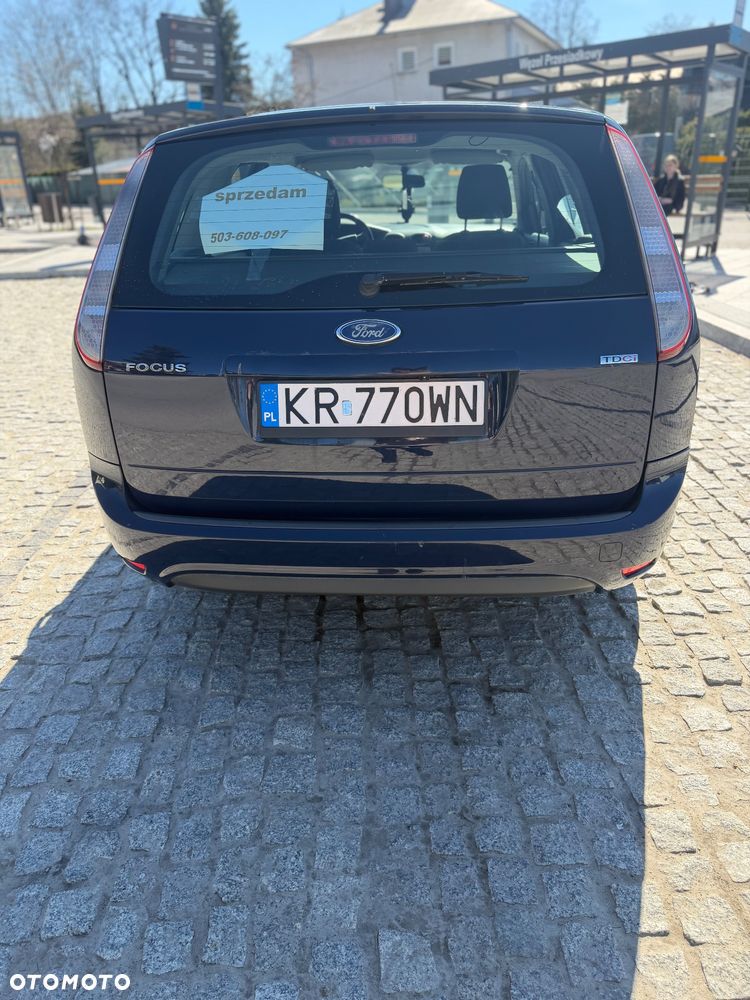 Ford Focus 1.8 TDCi Ambiente - 4