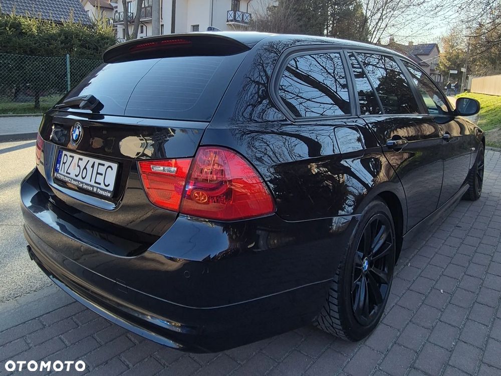 BMW Seria 3 320d Efficient Dynamics Edition - 3