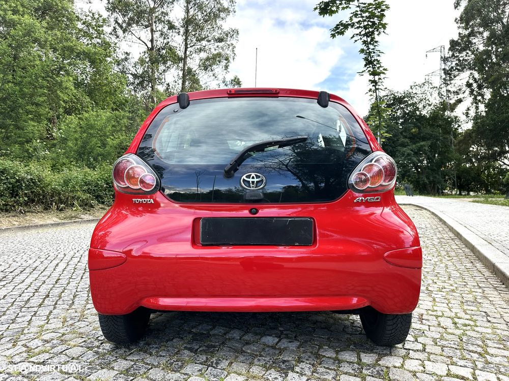 Toyota Aygo Cool - 13