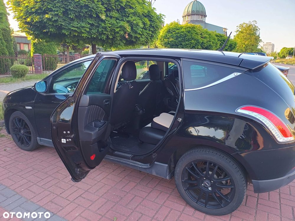 Lancia Delta - 4