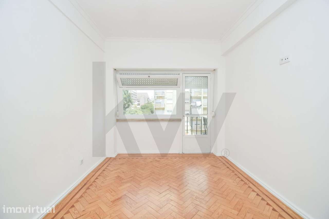 Apartamento T2 com Duas Varandas | Benfica | Lisboa - Grande imagem: 5/19
