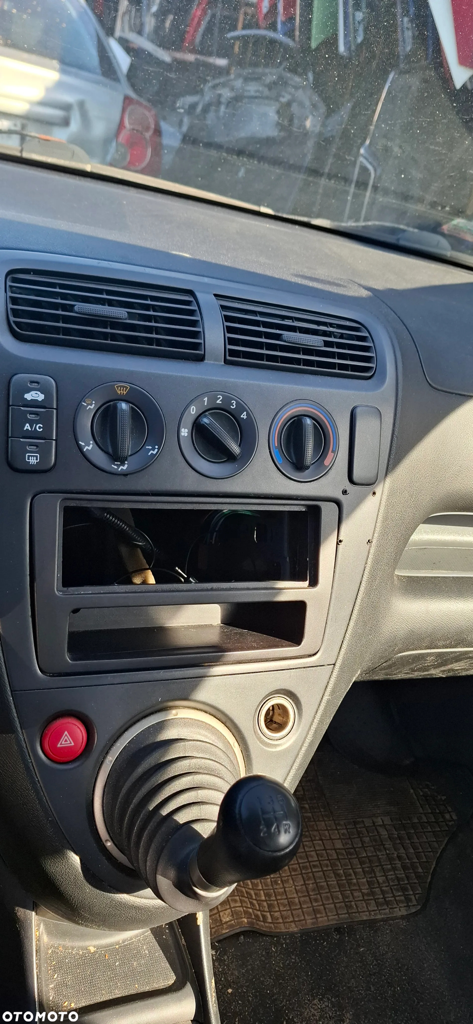 Honda Civic VII  1.6  D16V1, D16W7 na części - 9