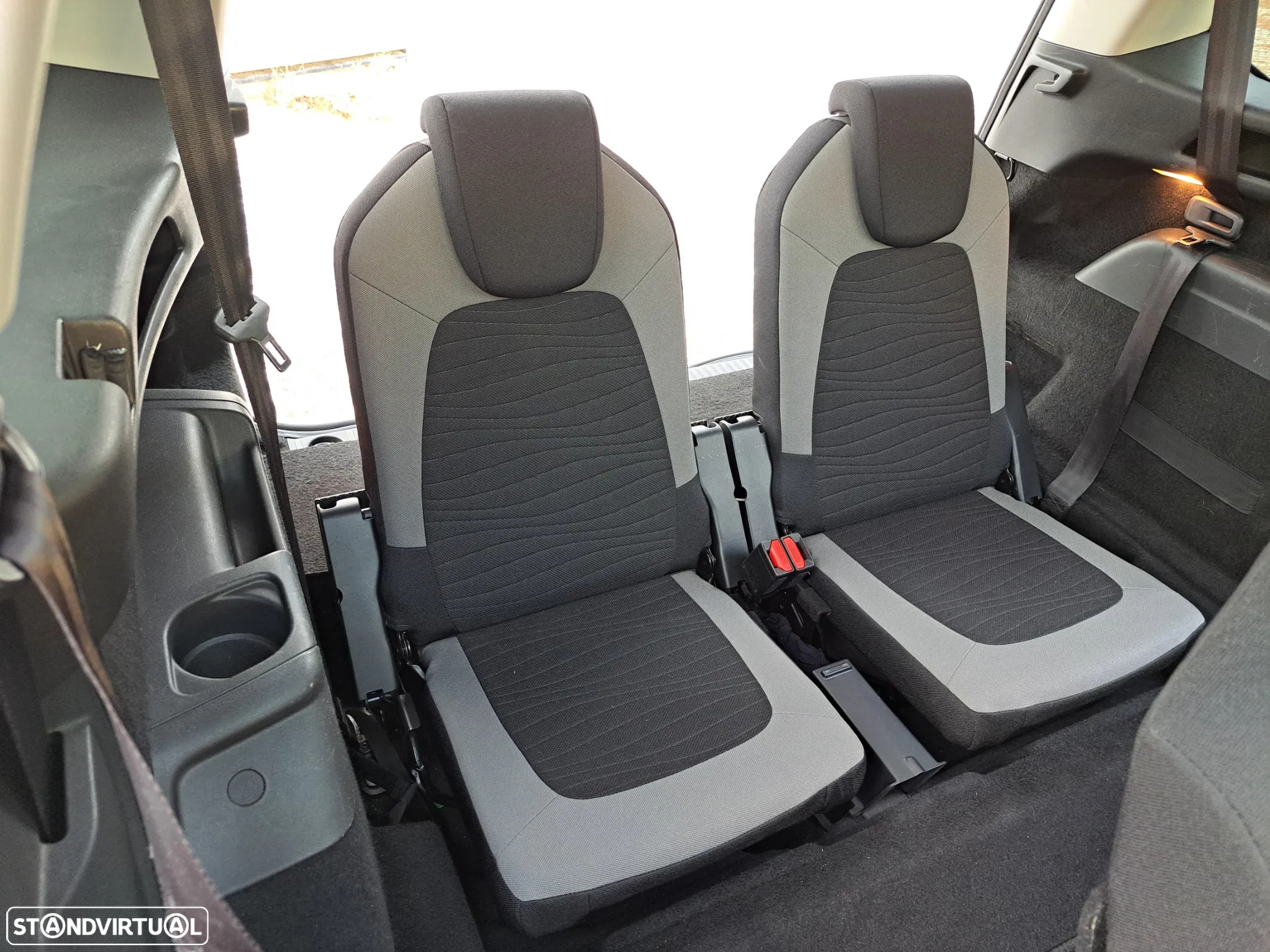 Citroën C4 Grand Picasso 1.6 HDi Exclusive CMP6 - 24