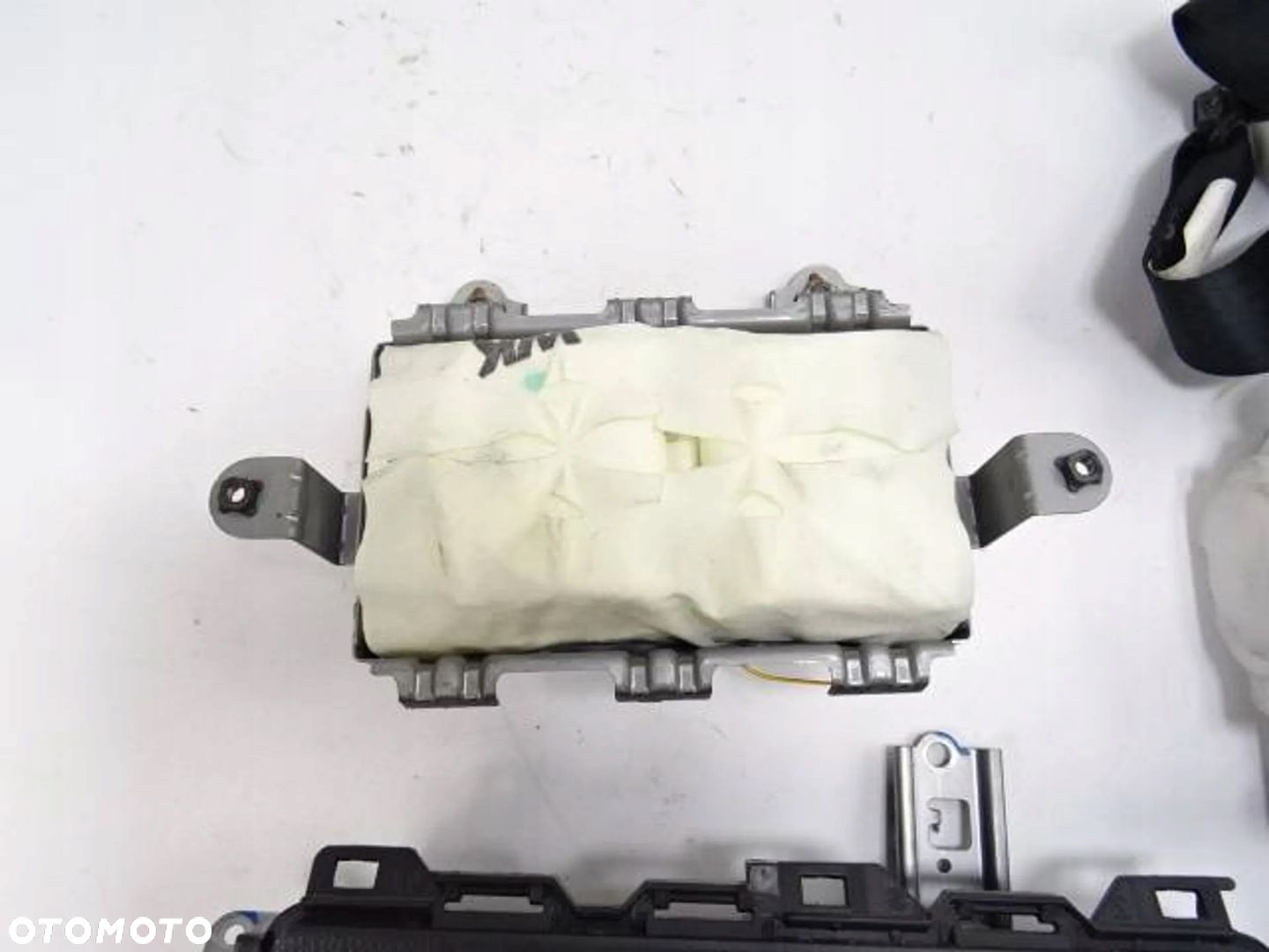 Poduszki pasy Suzuki Swift MK7 3 drzwi - 4