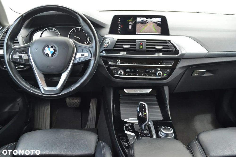 BMW X3 xDrive20i GPF Advantage - 7